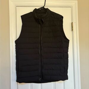 Lululemon Men’s Navigation Down Vest - Black XL